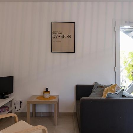 Les Lauriers D'Aimee Pour 4 Pers Apartment Mirabel-et-Blacons Exterior foto